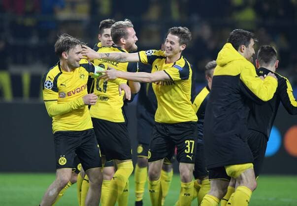 08.03.2017, Fussball, UEFA Champions League, Saison 2016 2017, Achtelfinale, Borussia Dortmund - Benfica Lissabon 4:0, Jubel (v.li.) Marcel Schmelzer (Borussia Dortmund), Julian Weigl (Borussia Dortmund), Andre Schuerrle, Andre Schürrle (Borussia Dortmund), Eric Durm (Borussia Dortmund), Sokratis (Borussia Dortmund)