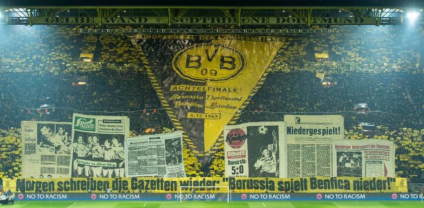 Dortmund, Germany 08.03.2017, UEFA Champions League - 2016 17 Season, Round of 16, Second leg, BV Borussia Dortmund - Benfica Lissabon, 4:0, BVB Fans mit einer Koreographie, Choreografie, suedtribuene ( DeFodi001