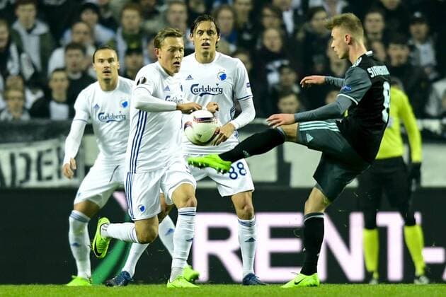 Ajaxs Bertrand Traore, FC Köpenhamns Ludwig Augustinsson Europa League 2016 2017 FC Kopenhagen - Ajax Amsterdam .  Copyright: PETTERxARVIDSON BB170309PA016