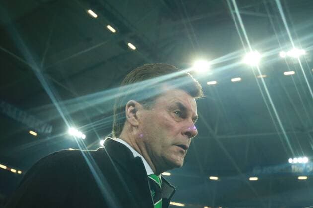 09.03.2017, xkvx, Fussball Europa League, FC Schalke 04 - Borussia Moenchengladbach, emspor, v.l. Trainer Dieter Hecking (Borussia Moenchengladbach) Gelsenkirchen