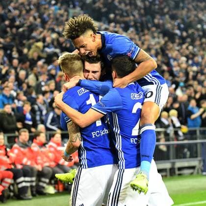 Fussball, UEFA Europa League, Saison 2016 2017, Achtelfinale ,Spiel 1, FC Schalke 04 vs Borussia Mönchengladbach 09.03.2017, Veltinsarena Gelsenkirchen, schalke jubele