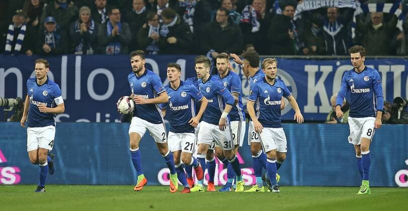 09.03.2017, Fussball UEFA Europa League 2016 2017, Achtelfinale, FC Schalke 04 - Borussia Mönchengladbach, in der VELTINS-Arena Gelsenkirchen. Jubel Schalke 04 zum Tor zum 1:1 