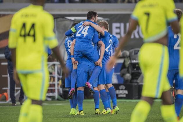 KRC Genk celebrate the goal of Ruslan Malinovskiy of KRC Genkduring the UEFA Europa League round of 16 match between KAA Gent and KRC Genk on March 09, 2017 at the Ghelamco Arena in Gent, Belgium. KAA Gent v KRC Genk UEFA Europa League 2016 2017 xVIxGerritxvanxKeulenxIVx 7293935