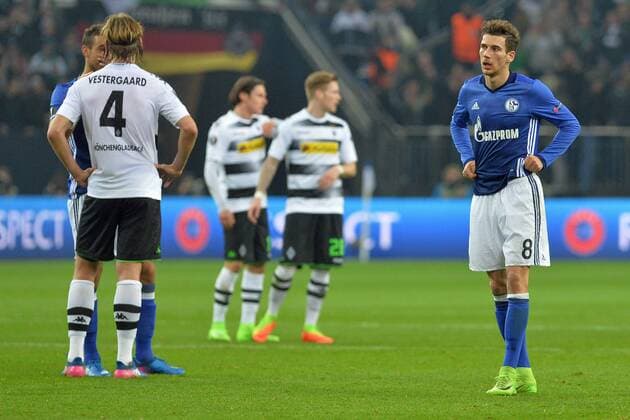 GER, UEFA EL, FC Schalke 04 (GER) vs Bor. Moenchengladbach (GER) 09.03.2017, Veltins-Arena, Gelsenkirchen, GER, UEFA EL, FC Schalke 04 (GER) vs Bor. Moenchengladbach (GER), im Bild enttäuscht enttaeuscht traurig Leon Goretzka ( Schalke 8 ), rechts Foto © nordphoto Treese nordphotoxTreese