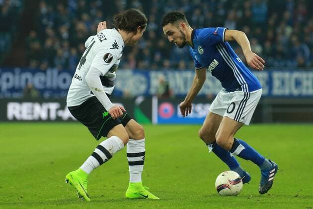 09.03.2017, xkvx, Fussball Europa League, FC Schalke 04 - Borussia Moenchengladbach, emspor, v.l. Nico Schulz (Borussia Moenchengladbach), Nabil Bentaleb (FC Schalke 04) Gelsenkirchen