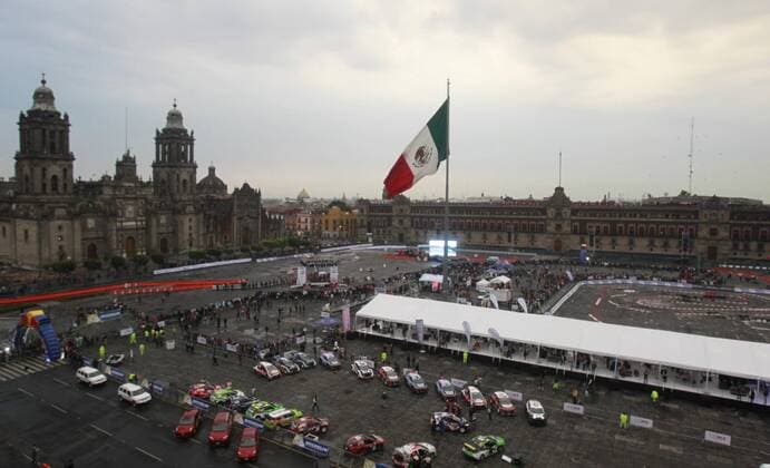 Participants in the World Rally Championship Special Stage competition with their vehicles in front of the Metropolitan Cathedral in Mexico City, Mexico, 09 March 2017. The World Rally of Mexico opens its first stage at the main square of Mexico. World Rally Championship !ACHTUNG: NUR REDAKTIONELLE NUTZUNG!  Copyright: xMarioxGuzmánx MEX45 20170310-636247103357549081