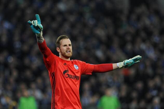 Torhueter Ralf Faehrmann ( Schalke 04 ) gibt Anweisungen. 09.03.2017 --- Fussball --- Europaleague --- Schalke 04 vs Borussia Moenchengladbach Gelsenkirchen Copyright: xThienelx Eibner-Pressefotox EP_ttl
