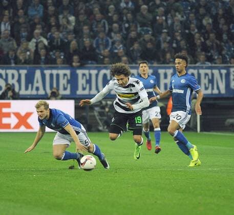 Mönchengladbach ; Borussia Mönchengladbach 1. Bundesliga , Saison 2016 - 2017 UEFA Europa League 2016 - 2017 Round of 16 am 09.03.2017 in Gelsenkirchen FC Schalke 04 gegen Borussia Mönchengladbach ( 1 - 1 ) hier Johannes Geis , Fabian Johnson , Thilo Kehrer DiWi