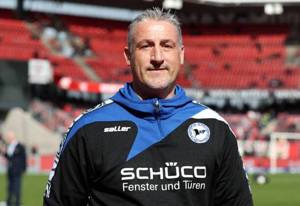 12.03.2017 - Fussball - Saison 2016 2017 - 2. Fussball - Bundesliga - 24. Spieltag: 1. FC Nürnberg Nuernberg FCN Club - DSC Arminia Bielefeld - DaMa - Jürgen Kramny (Trainer DSC Arminia Bielefeld ) nachdenklich konzentriert