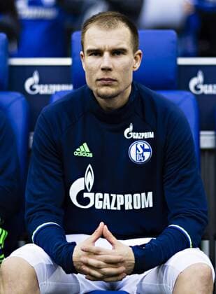Bilder des Tages - SPORT Gelsenkirchen, 12.03.2017 Holger Badstuber (S04) auf der Ersatzbank FC Schalke 04 - FC Augsburg