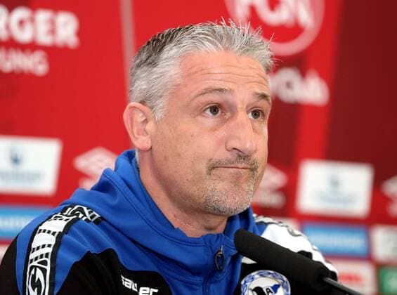 12.03.2017 - Fussball - Saison 2016 2017 - 2. Fussball - Bundesliga - 24. Spieltag: 1. FC Nürnberg Nuernberg FCN Club - DSC Arminia Bielefeld - DaMa - Jürgen Kramny (Trainer DSC Arminia Bielefeld ) enttäuscht Enttäuschung nach Spielende in der Pressekonferenz