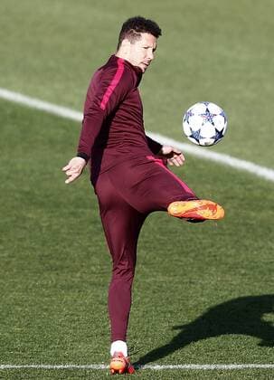 Bilder des Tages - SPORT Atletico de Madrid s coach Diego Pablo Cholo Simeone during training session. March 14,2017.  (2017031447)