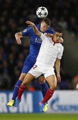 Fußball, CL, Leicester City - FC Sevilla Robert Huth of Leicester City in action with Wissam Ben Yedder of Sevilla during the UEFA Champions League Round of 16 - 2nd Leg match at the King Power Stadium, Leicester. Picture date: March 14th 2017. Pic credit should read: Simon Bellis Sportimage EDITORIAL USE ONLY. No use with unauthorised audio, video, data, fixture lists, club league logos or live services. Online in-match use limited to 120 images, no video emulation. No use in betting, games or single club league player publications.