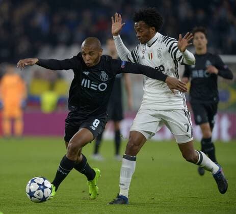 Fußball, CL, Juventus Turin - FC Porto Yacine Brahimi Porto, Juan Cuadrado Juventus Torino 14-03-2016 Juventus Stadium Football Calcio Champions League 2016 2017 Juventus - Porto Round of 16. Foto FilippoxAlfero Insidefoto filippoxalfero