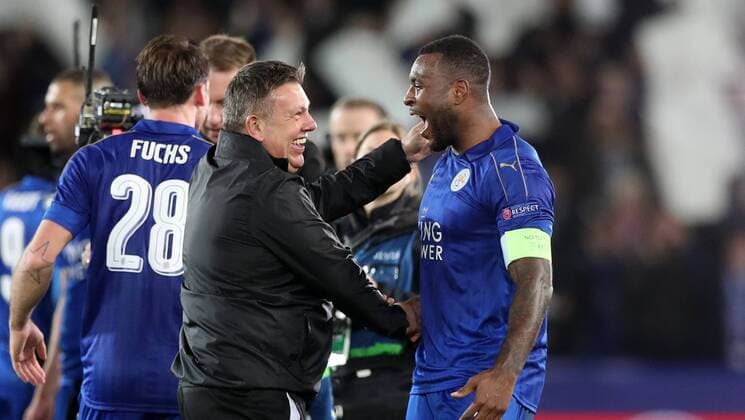 Fußball, CL, Leicester City - FC Sevilla Football - 2016 2017 UEFA Champions League - Round of Sixteen, Second Leg: Leicester City 1 vs. Sevilla 2 Craig Shakespeare, Manager of Leicester City celebrates with Wes Morgan of Leicester City after the match at the King Power Stadium. 