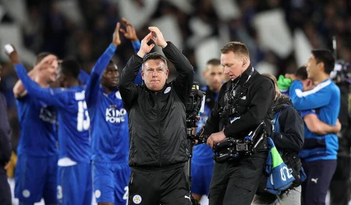 Fußball, CL, Leicester City - FC Sevilla Football - 2016 2017 UEFA Champions League - Round of Sixteen, Second Leg: Leicester City 1 vs. Sevilla 2 Craig Shakespeare, Manager of Leicester City celebrates after the match at the King Power Stadium. 