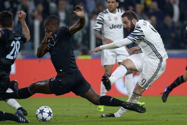 Fußball, CL, Juventus Turin - FC Porto Gonzalo Higuain Juventus Torino 14-03-2016 Juventus Stadium Football Calcio Champions League 2016 2017 Juventus - Porto Round of 16. Foto Filippo Alfero Insidefoto filippoxalfero