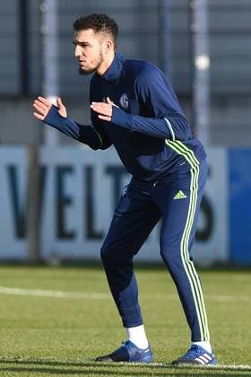 Fußball UEFA Europa League Abschlusstraining FC Schalke 04 am 15.03.2017 auf dem Trainingsgelände an der Veltins Arena in Gelsenkirchen Nabil Bentaleb ( Schalke ) xRx