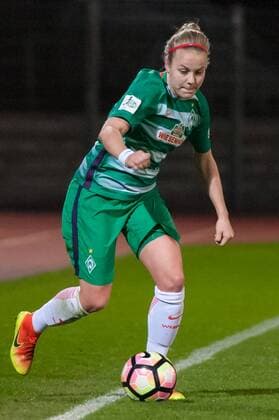 Pia-Sophie Wolter (SV Werder Bremen, 10) Freisteller, Einzelbild, Aktion, Fussball, DFB-Pokal der Frauen, SV Werder Bremen - SC Sand, xobx