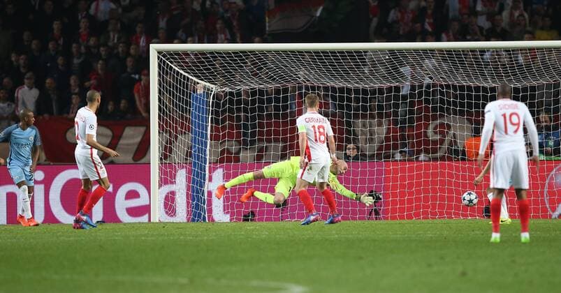Fabinho of AS Monaco scores the second goal past Wilfredo Caballero of Manchester City during the UEFA Champions League Round of 16 2nd Leg match at the Stage Louis ll Stadium, Monaco. Picture date: March 15th, 2017. Pic credit should read: David Klein Sportimage EDITORIAL USE ONLY. No use with unauthorised audio, video, data, fixture lists, club league logos or live services. Online in-match use limited to 120 images, no video emulation. No use in betting, games or single club league player publications.