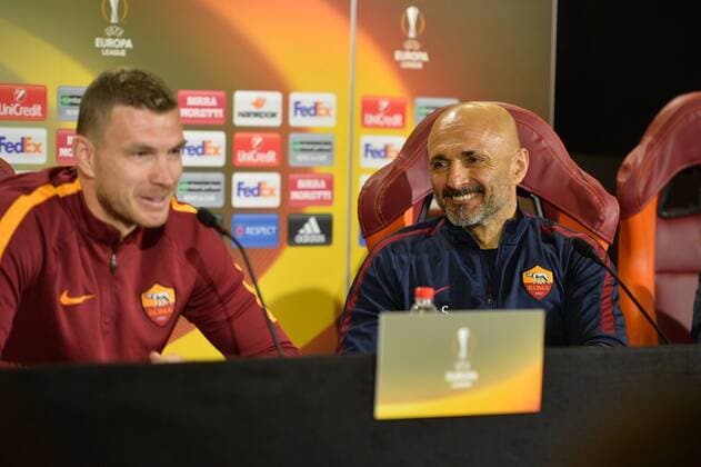 March 15, 2017 - Rome, Italy - AS Roma coach Luciano Spalletti and Edin Dzeko attend a press conference PK Pressekonferenz at Centro Sportivo Fulvio Bernardini on March 15, 2017 in Rome, Italy. AS Roma press and training session  - ZUMAn230 20170315_zaa_n230_133 Copyright: xSilviaxLorex