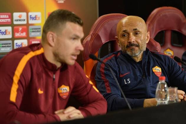 March 15, 2017 - Rome, Italy - AS Roma coach Luciano Spalletti and Edin Dzeko attend a press conference PK Pressekonferenz at Centro Sportivo Fulvio Bernardini on March 15, 2017 in Rome, Italy. AS Roma press and training session  - ZUMAn230 20170315_zaa_n230_141 Copyright: xSilviaxLorex