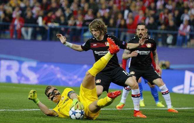 Second Leg of 1 8 Champions League match between Atletico Madrid and Bayer Leverkusen. In this picture, Leno and Jedvaj. xRafaxCasalx 