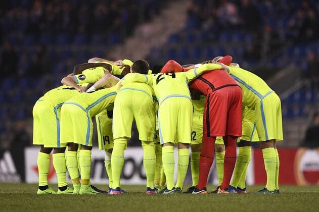 Gent s players pictured before the start of the return game of 1 8 finals of the Europa League competition between Belgian soccer team KRC Genk and Belgian club KAA Gent, Thursday 16 March 2017, in Genk. First leg in Gent ended on a 2-5 result. YORICKxJANSENS  x05065766x