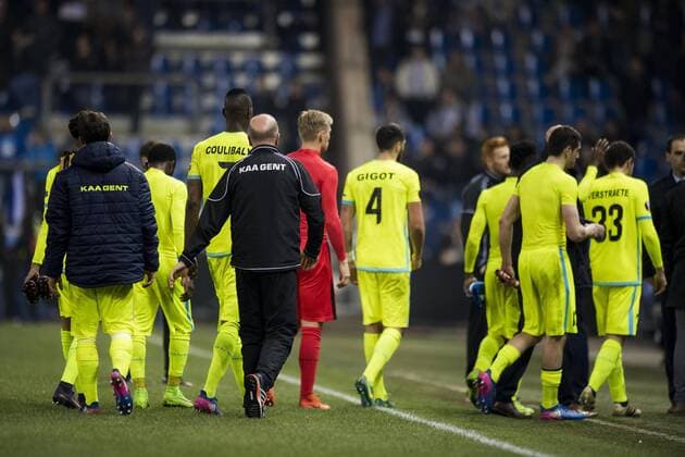 Gent s players and Gent s assistant coach Peter Balette pictured after the return game of 1 8 finals of the Europa League competition between Belgian soccer team KRC Genk and Belgian club KAA Gent, Thursday 16 March 2017, in Genk. First leg in Gent ended on a 2-5 result. JASPERxJACOBS  x05065915x