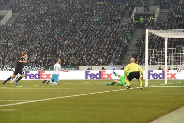 Fußball Europa League Achtelfinale Borussia Mönchengladbach - FC Schalke 04 am 16.03.2017 im Borussia-Park in Mönchengladbach Tor zum 1:0 durch Andreas Christensen ( Mönchengladbach ) xRx