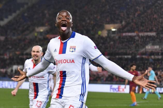 Bilder des Tages - SPORT Fußball, EL, AS Rom - Olympique Lyon Esultanza Gol Mouctar Dikhaby Lyon 0-1 Goal celebration Football, Roma 16-03-2017 Europa League 2016 2017 Round of 16 AS Rom - Olympique Lyon AndreaxStaccioli