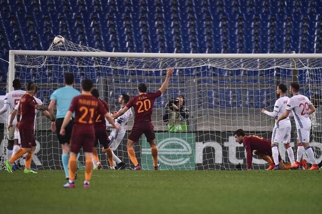 Fußball, EL, AS Rom - Olympique Lyon Gol Kevin Strootman Roma 1-1 Goal celebration Football, Roma 16-03-2017 Europa League 2016 2017 Round of 16 AS Rom - Olympique Lyon AndreaxStaccioli
