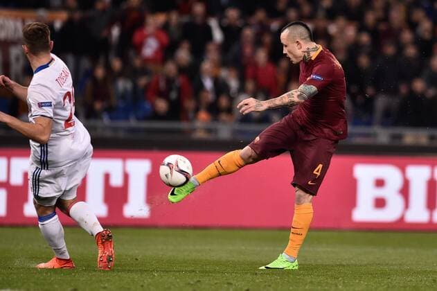Radja Nainggolan of AS Roma attempts to score first goal during the UEFA Europa League match between Roma and Olympique Lyonnais at Stadio Olimpico, Rome, Italy on 16 March 2017. Copyright: xGiuseppexMaffiax 14640010