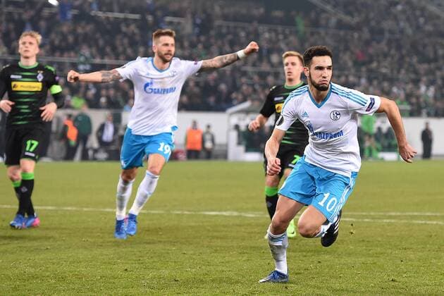 Fußball Europa League Achtelfinale Borussia Mönchengladbach - FC Schalke 04 am 16.03.2017 im Borussia-Park in Mönchengladbach Torjubel zum 2:2 durch Nabil Bentaleb ( Schalke ) xRx