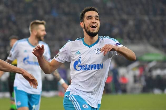 GER, Borussia Mönchengladbach (GER) vs. FC Schalke 04 (GER) 16.03.2017, Borussia Park , Moenchengladbach , Europa Leaque, Achtelfinale, Rueckspiel GER, Borussia Mönchengladbach (GER) vs. FC Schalke 04 (GER) im Bild: Torjubel Jubel Jubellauf, Nabil Bentaleb (FC Schalke 04 10), 11 Meter Tor zum 2:2 Foto © nordphoto Meuter nordphotox xMeuter