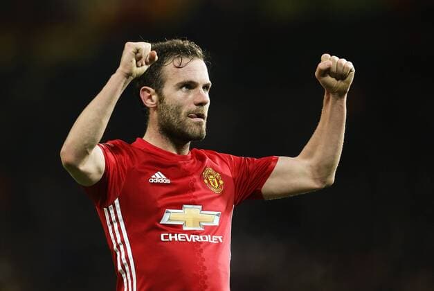 Bilder des Tages - SPORT Juan Mata of Manchester United ManU celebrates after scoring his sides first goal during the UEFA Europa League Round of 16 2nd leg match at Old Trafford Stadium, Manchester. Picture date: March 16th, 2017. Pic credit should read: Matt McNulty Sportimage EDITORIAL USE ONLY. No use with unauthorised audio, video, data, fixture lists, club league logos or live services. Online in-match use limited to 120 images, no video emulation. No use in betting, games or single club league player publications.