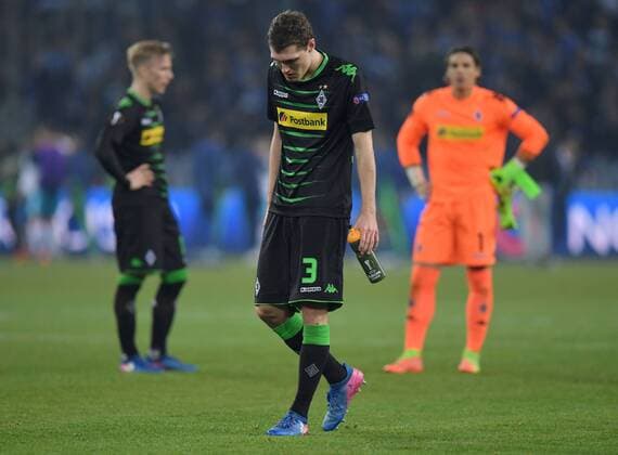 16.03.2017, Fussball, UEFA Europa League, Saison 2016 2017, Achtelfinale, Borussia Moenchengladbach - FC Schalke 04, v.li., Oscar Wendt (Borussia Moenchengladbach), Andreas Christensen (Borussia Moenchengladbach), Torwart Yann Sommer (Borussia Moenchengladbach)