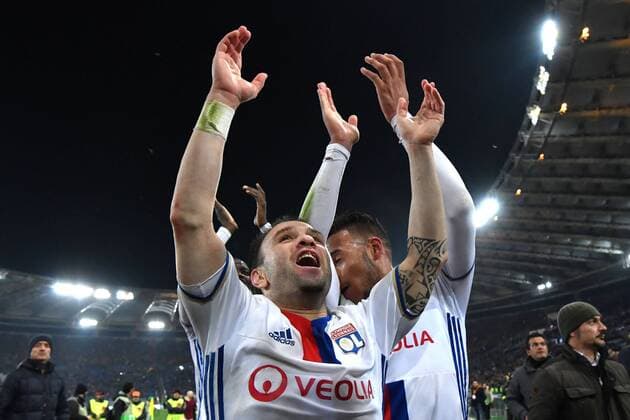 Esultanza di Mathieu Valbuena Lyonnais dopo la vittoria. Roma 16-03-2017 Stadio Olimpico Uefa Europa League 2016 2017 Round of 16 AS Roma - Olympique Lyonnais Foto Antonietta Baldassarre Insidefoto AntoxBaldassarre