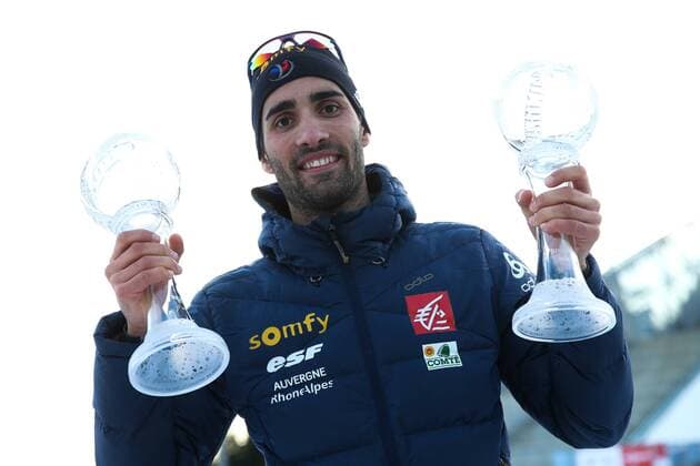 Bilder des Tages - SPORT BIATHLON - IBU WC Final Oslo OSLO,NORWAY,17.MAR.17 - BIATHLON - IBU World Cup Final, award ceremony for the Individual and Sprint World Cup, men. Image shows the rejoicing of Martin Fourcade (FRA). Keywords: crystal globe. GEPAxpictures xPhilippxBrem