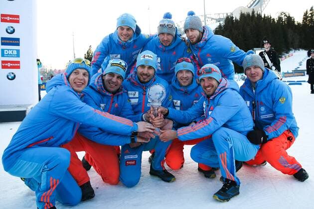 Themen der Woche - SPORT Bilder des Tages - SPORT BIATHLON - IBU WC Final Oslo OSLO,NORWAY,17.MAR.17 - BIATHLON - IBU World Cup Final, award ceremony for the Relay World Cup, men. Image shows the team of Russia. Keywords: crystal globe. GEPAxpictures xPhilippxBrem