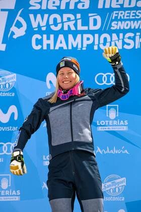 FREESTYLE SKIING - FIS WC 2017 SIERRA NEVADA,SPAIN,18.MAR.17 - FREESTYLE SKIING - FIS Freestyle Ski and Snowboard World Championships, Ski Cross, ladies men, award ceremony. Image shows the rejoicing of Sandra Naeslund (SWE). GEPAxpictures xOliverxLerch