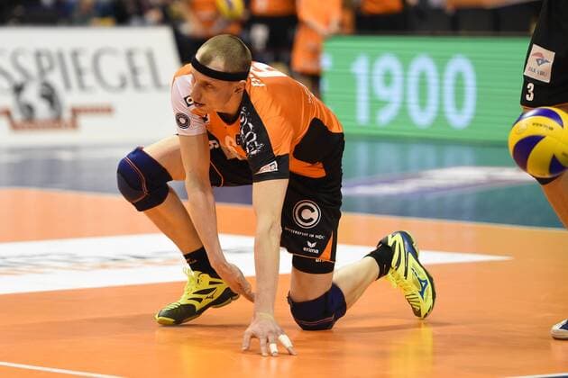 Volleyball, Herren, Saison 2016 17, 1. Bundesliga, Playoff, Viertelfinale, 1. Spiel, BR Volleys - TV Ingersoll Bühl, Felix Fischer (Nr. 6, Berlin Recycling Volleys), 18.03.17,