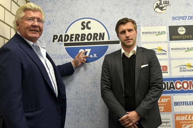 17-03-2017 pmk MZ105887 Fussball Herren 3.Liga Saison 2016 2017 SC Paderborn Pressekonferenz Wilfried FINKE -Praesident- Paderborn Markus KROESCHE -Geschaeftsfuehrer