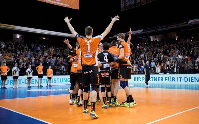 Berlin, Deutschland, 21.03.2017: Volleyball CEV Championsleague Playoff-12 Hinspiel Saison 2016 2017 - Berlin Recycling Volleys - Istanbul BBSK. Jubel BR Volleys