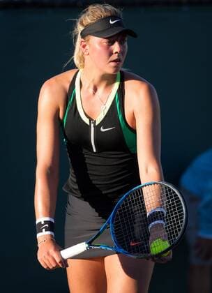 March 21, 2017: Carina Witthoeft, of Germany, prepares to serve against Nicole Gibbs, of the United States, at the 2017 Miami Open presented by Itau professional tennis tournament, played at Crandon Park Tennis Center in Key Biscayne, Florida, USA. CSM Tennis 2017: Miami Open presented by ITAU MAR 21 - ZUMAc04_ 20170321_zaf_c04_111 Copyright: xMarioxHoubenx
