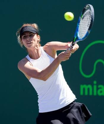 March 21, 2017: Tsvetana Pironkova, of Bulgaria, plays a backhand against Viktorija Golubic, of Switzerland, at the 2017 Miami Open presented by Itau professional tennis tournament, played at Crandon Park Tennis Center in Key Biscayne, Florida, USA. CSM Tennis 2017: Miami Open presented by ITAU MAR 21 - ZUMAc04_ 20170321_zaf_c04_122 Copyright: xMarioxHoubenx