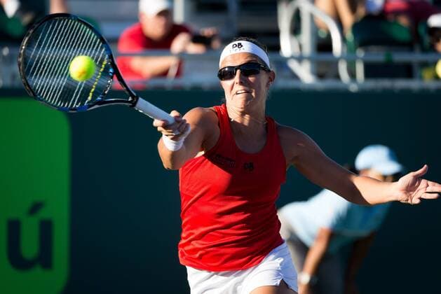 March 21, 2017: Kirsten Flipkens, of Belgium, hits a forehand against Jennifer Brady, of the United States, at the 2017 Miami Open presented by Itau professional tennis tournament, played at Crandon Park Tennis Center in Key Biscayne, Florida, USA. CSM Tennis 2017: Miami Open presented by ITAU MAR 21 - ZUMAc04_ 20170321_zaf_c04_180 Copyright: xMarioxHoubenx