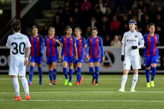 Fußball, Damen, CL, FC Rosengard - FC Barcelona 170322 Rosengards Sofie Junge Pedersen deppar efter 0-1 av Barcelonas Leila Ouahabi under fotbollsmatchen i Champions League mellan Rosengard och Barcelona den 22 mars 2017 i Malmö.  Copyright: PETTERxARVIDSON BB170322PA033