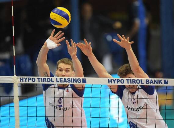 VOLLEYBALL - VBL, Herrsching vs Rhein-Main INNSBRUCK,AUSTRIA,22.MAR.17 - VOLLEYBALL - VBL, Deutsche Volleyball Bundesliga, play off quarterfinal, TSV Herrsching vs United Volleys Rhein-Main. Image shows Christian Duennes (Rhein-Main) and Tobias Krick (Rhein-Main). GEPAxpictures xAmirxBeganovic