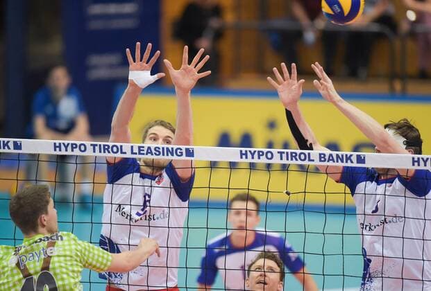 VOLLEYBALL - VBL, Herrsching vs Rhein-Main INNSBRUCK,AUSTRIA,22.MAR.17 - VOLLEYBALL - VBL, Deutsche Volleyball Bundesliga, play off quarterfinal, TSV Herrsching vs United Volleys Rhein-Main. Image shows Christian Duennes (Rhein-Main), Jan Klobucar (Rhein-Main) and Tom Strohbach (Herrsching). GEPAxpictures xAmirxBeganovic